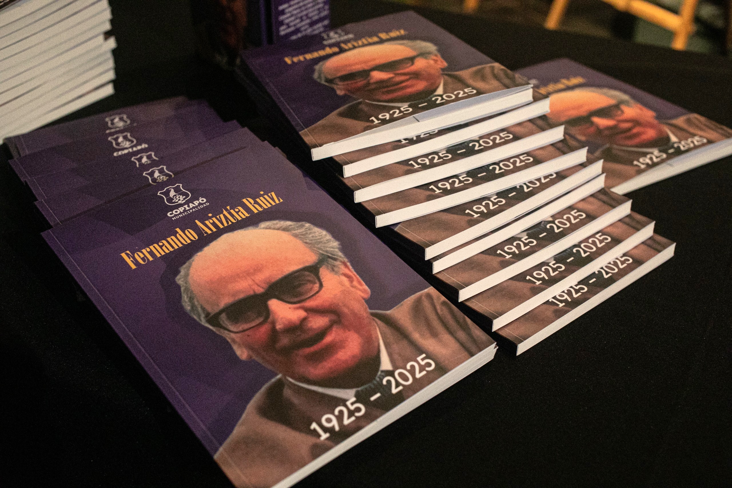 Municipio de Copiapó presentó libro bibliográfico de Monseñor Fernando Ariztía en conmemoración de sus 100 años de natalicio
