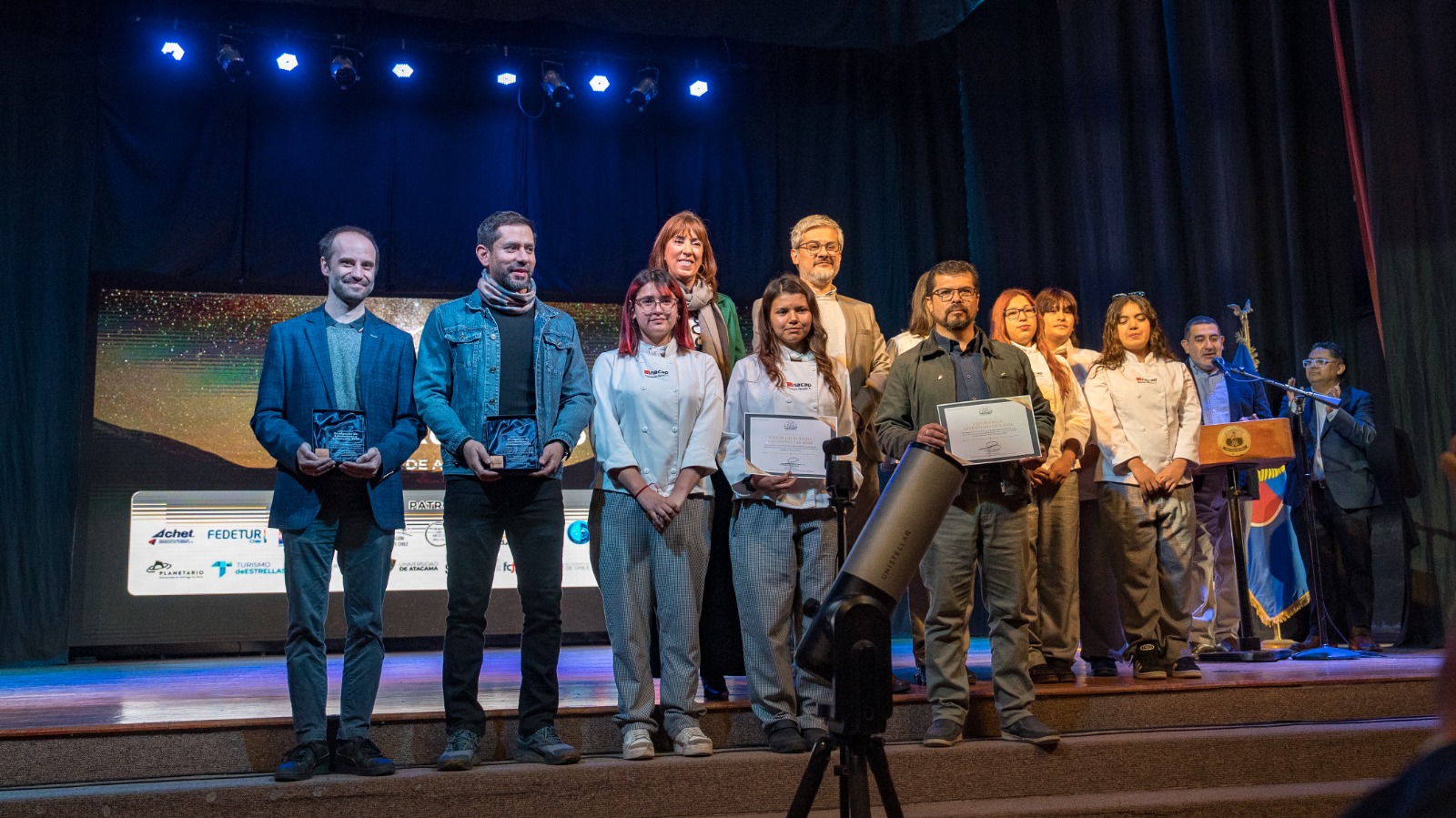 Exitosa presentación de documental “Arriba en las Estrellas: Astronomía desde Atacama” en la Cumbre Internacional de Astroturismo